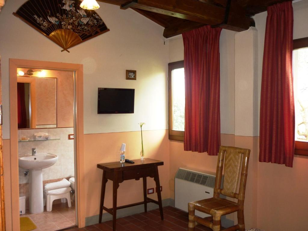 B&B Casale Ginette Incisa in Val d'Arno Szoba fotó