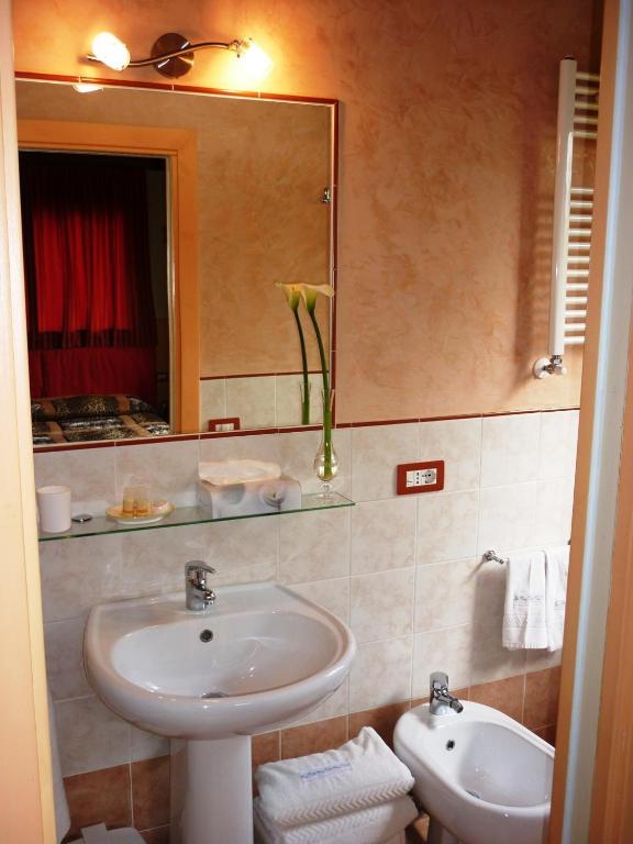B&B Casale Ginette Incisa in Val d'Arno Szoba fotó